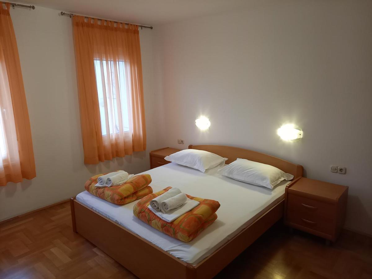 Villa Fontana Sukošan Eksteriør bilde