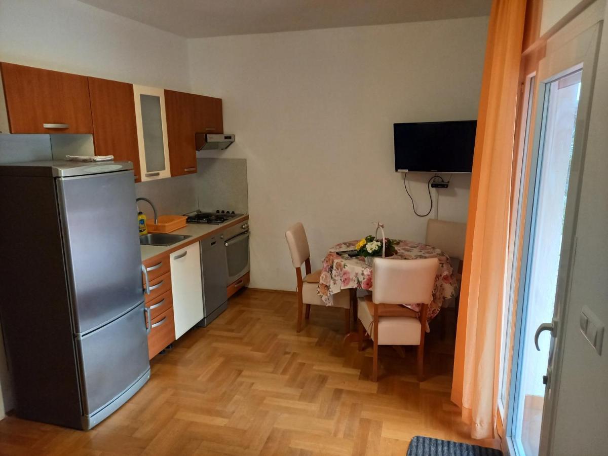 Villa Fontana Sukošan Eksteriør bilde